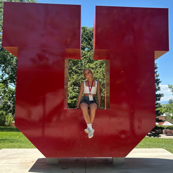 Meet your Posher, Alexis - Picture 5 of 5